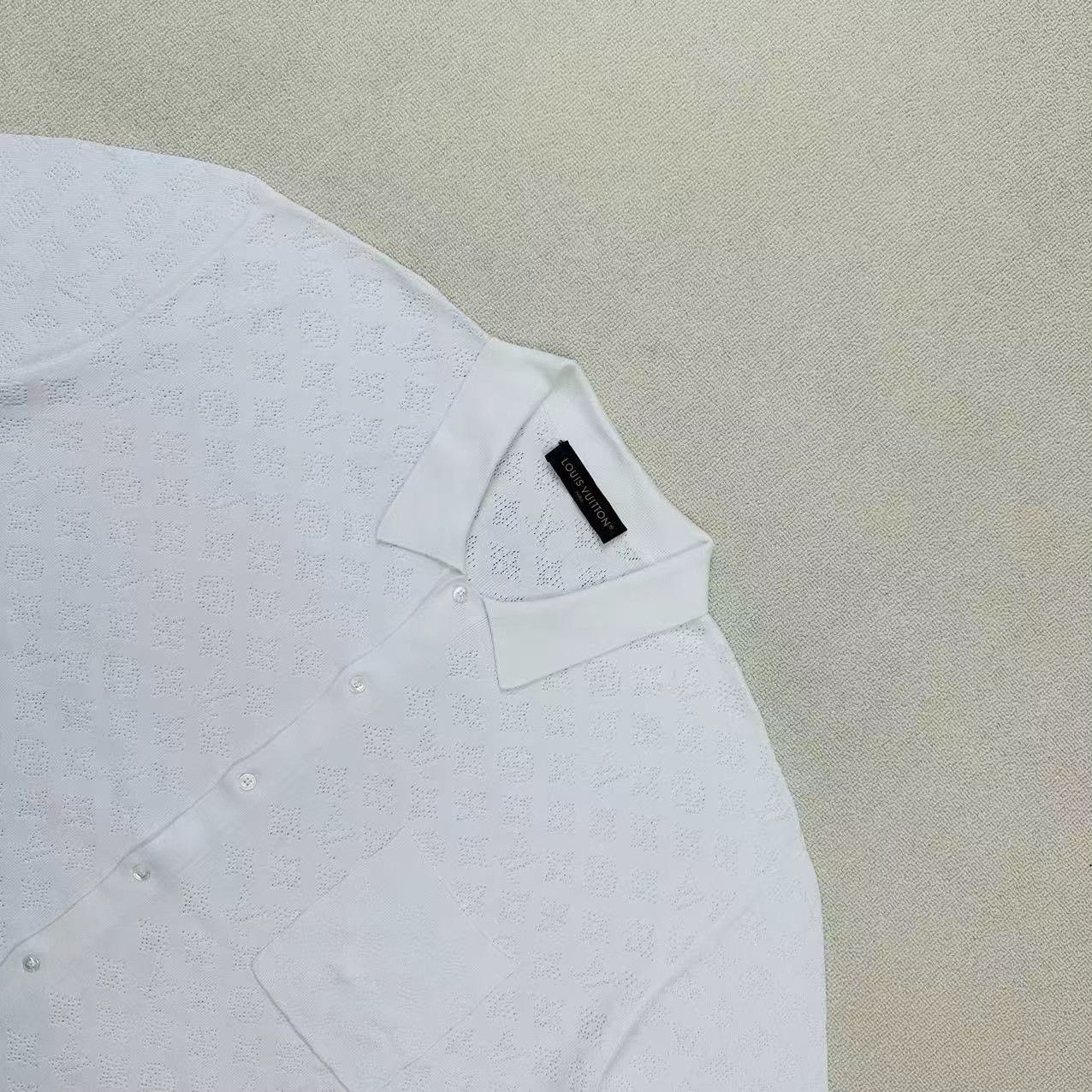 Louis Vuitton Louis Vuitton Monogram Short Sleeve Shirt Size US XL / EU 56 / 4 - 3 Thumbnail
