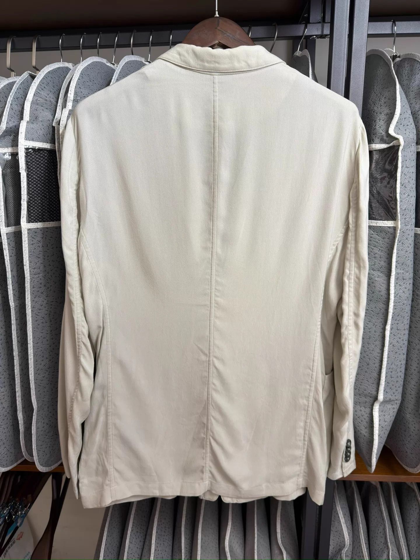 Giorgio Armani Beige Lightweight Button-Front Jacket Size US M / EU 48-50 / 2 - 2 Thumbnail