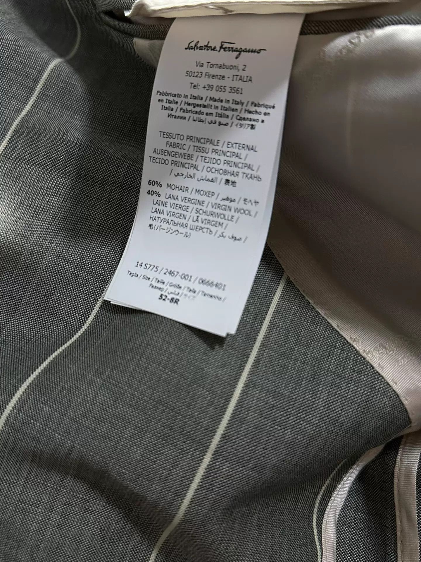 Salvatore Ferragamo Gray Pinstripe Formal Blazer Size US M / EU 48-50 / 2 - 7 Thumbnail