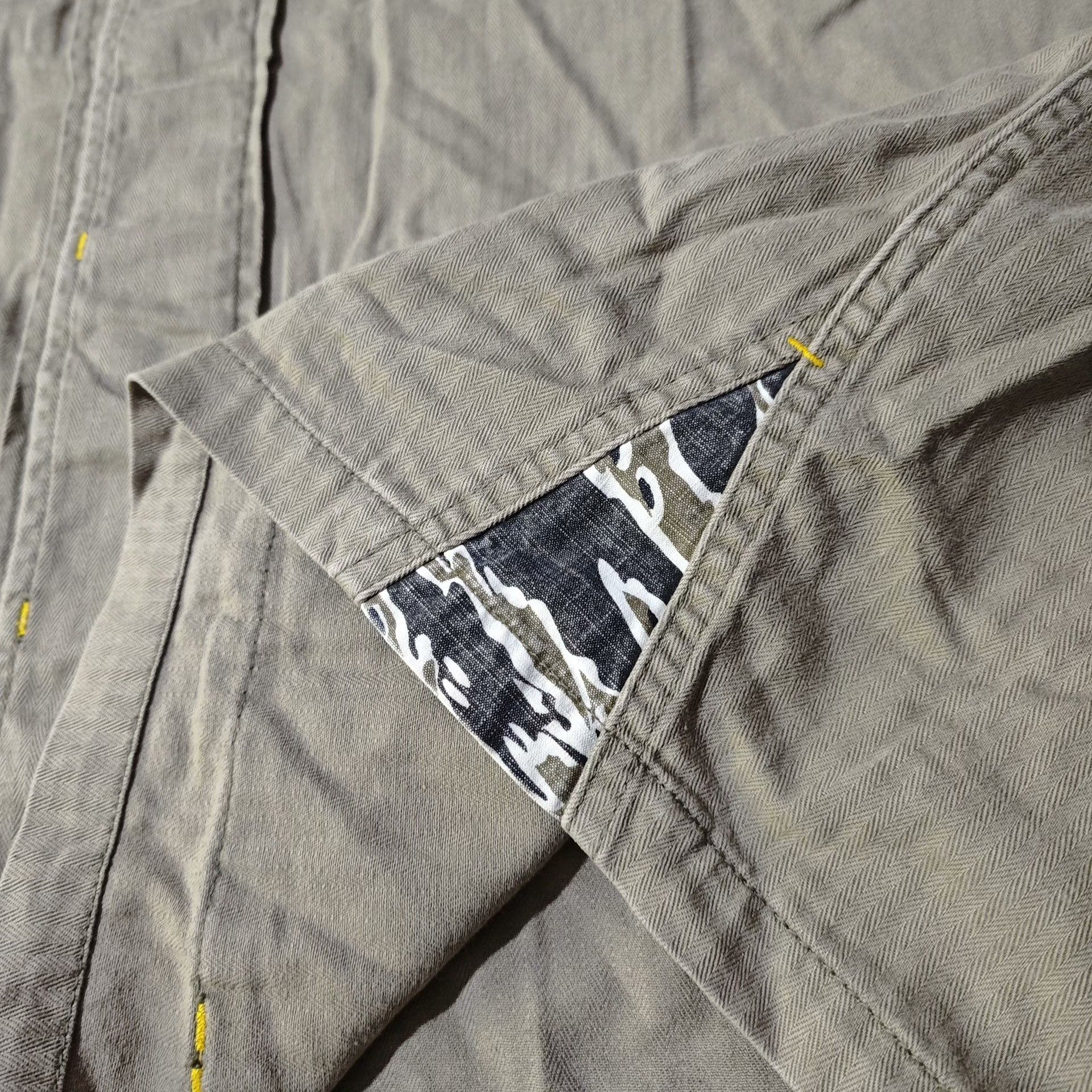 Wtaps Wtaps 00ss Bone Print Utility Short-Sleeve Shirt Size US XL / EU 56 / 4 - 7 Thumbnail