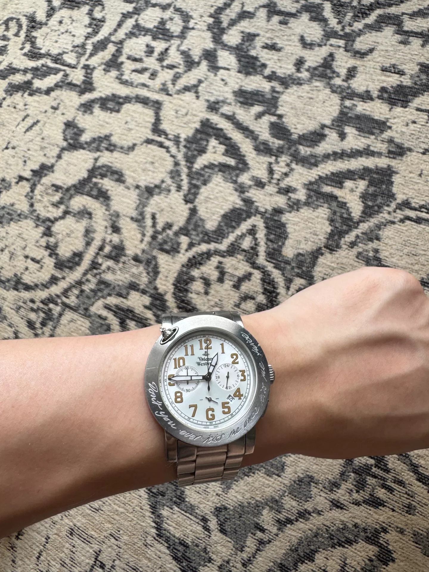 Vivienne Westwood Vivienne Westwood Elvis Silver Engraved Watch Size ONE SIZE - 4 Thumbnail