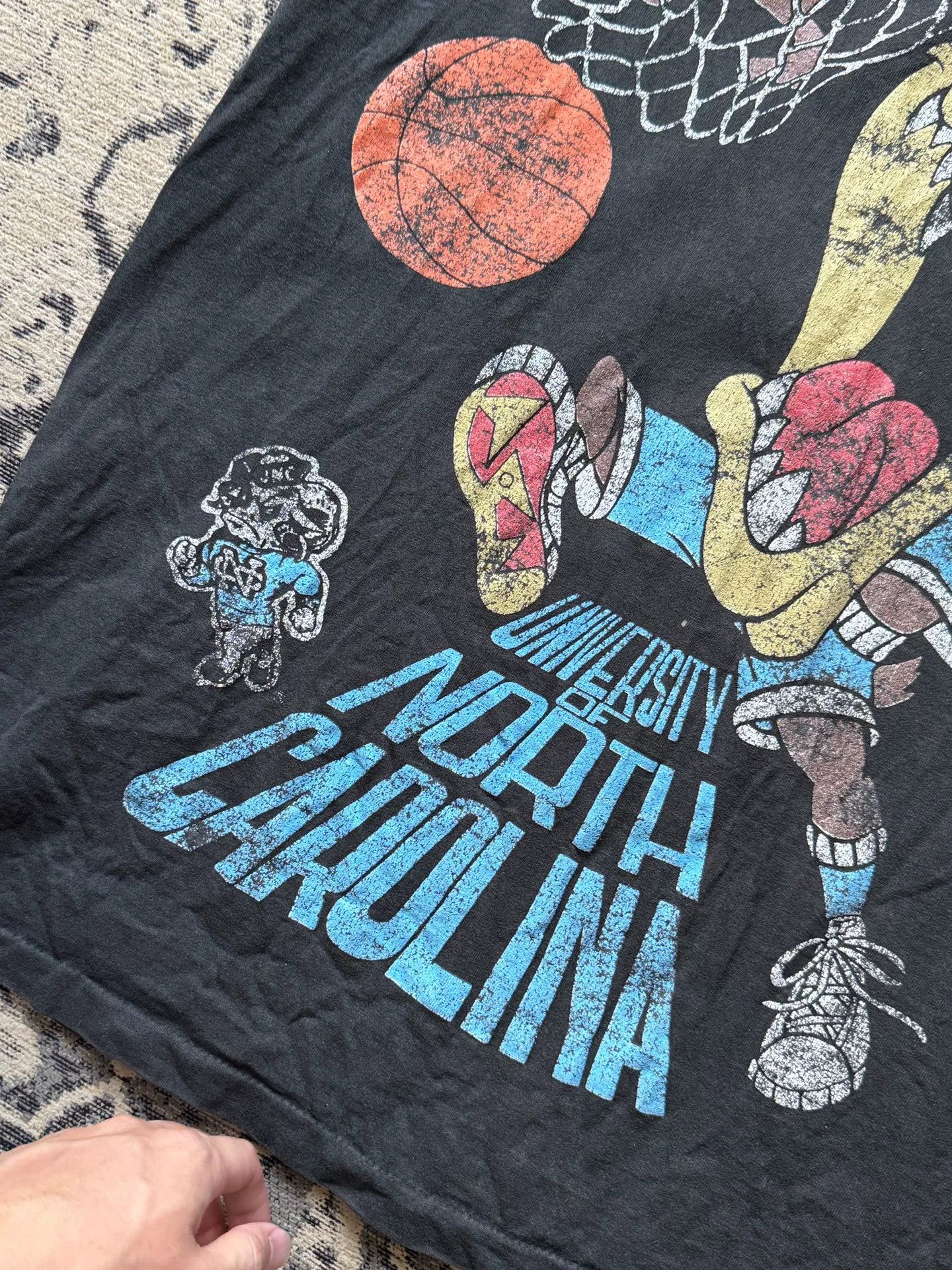 Vintage Vintage University of North Carolina Tee Size US XL / EU 56 / 4 - 3 Thumbnail
