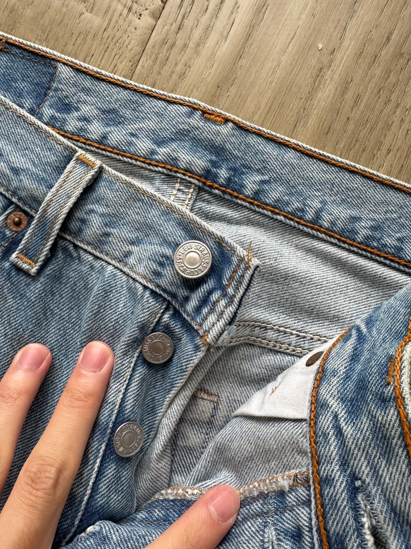 Levi's Vintage Levis 501 Jeans Size US 33 - 3 Thumbnail