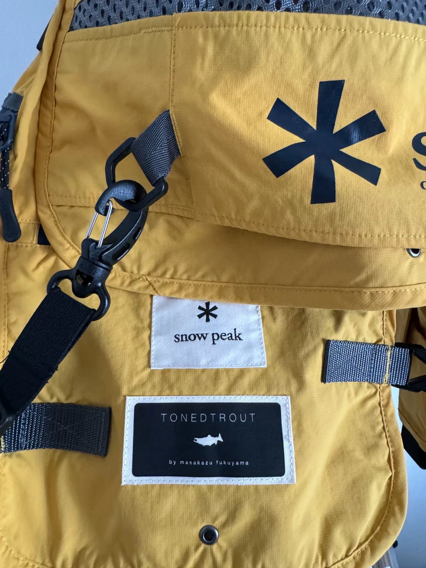 Snow Peak Snow Peak Tonedtrout Collaboration Vest Size US M / EU 48-50 / 2 - 3 Thumbnail