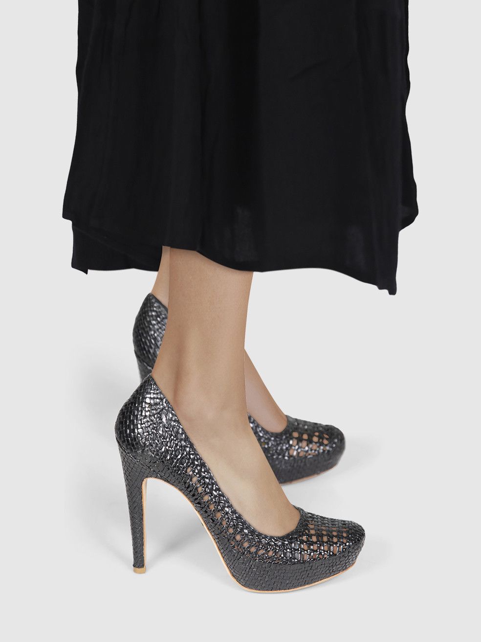 Prada Black Woven Leather Russell Pumps Size US 10 / IT 40 - 2 Thumbnail