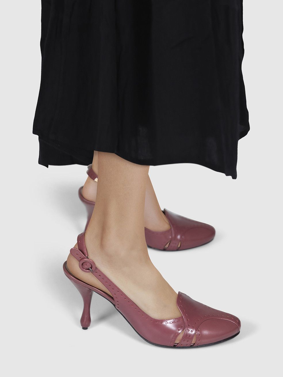 Bottega Veneta Burgundy Leather Slingback Heels Size US 10 / IT 40 - 2 Thumbnail