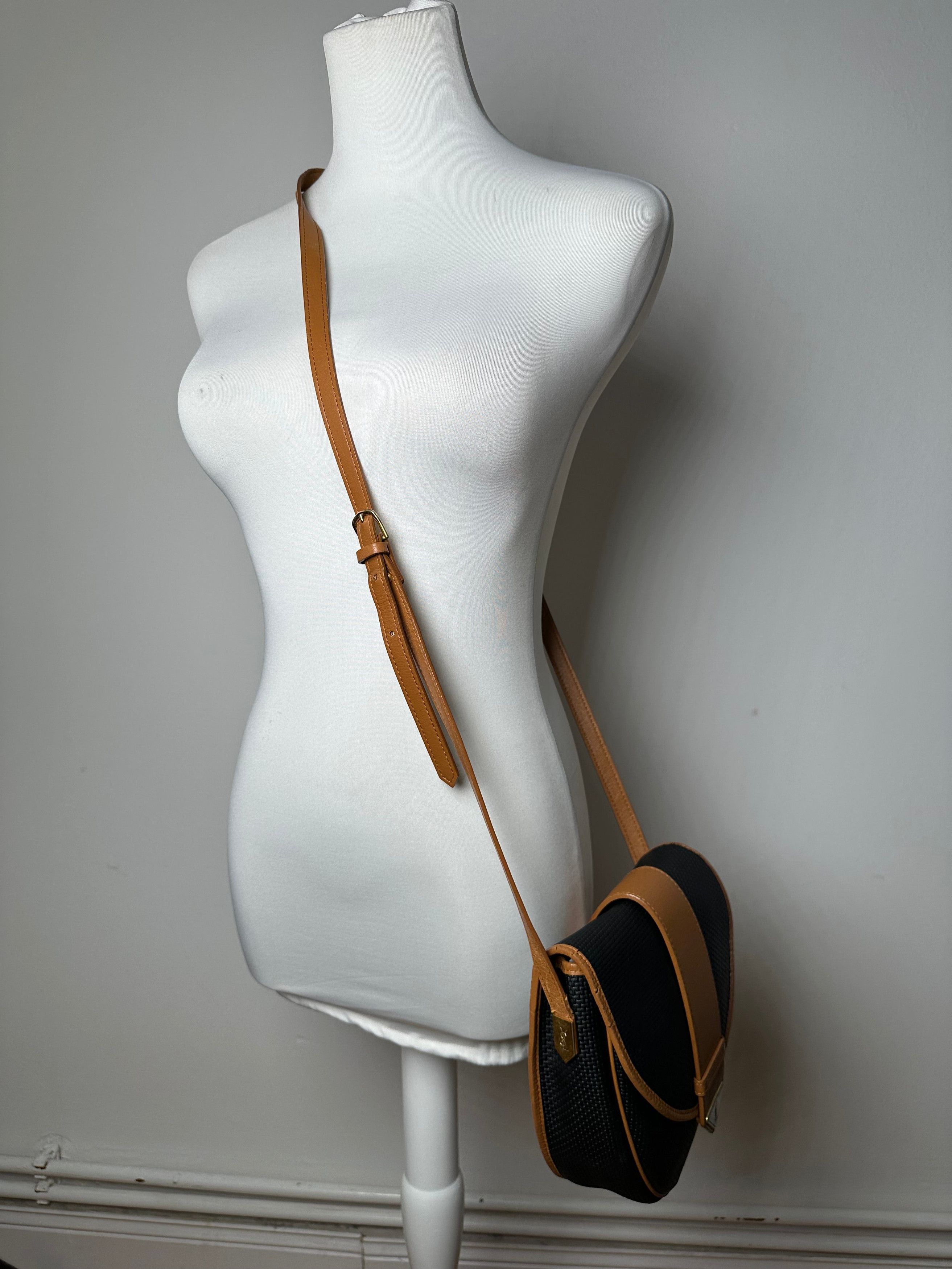 Other Vintage Yves Saint Laurent Leather Canvas Crossbody Bag Blac Size ONE SIZE - 4 Thumbnail