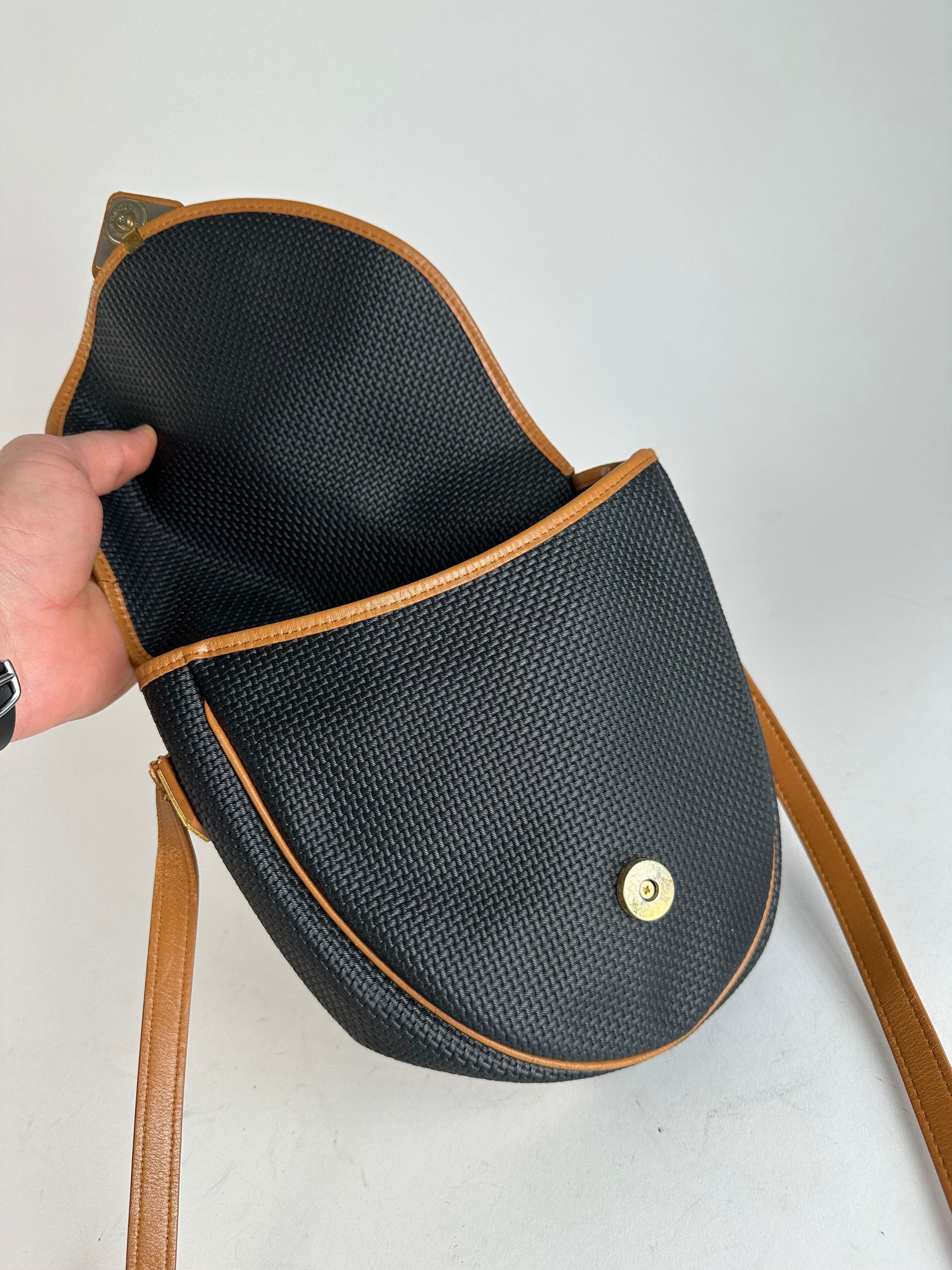 Other Vintage Yves Saint Laurent Leather Canvas Crossbody Bag Blac Size ONE SIZE - 6 Thumbnail