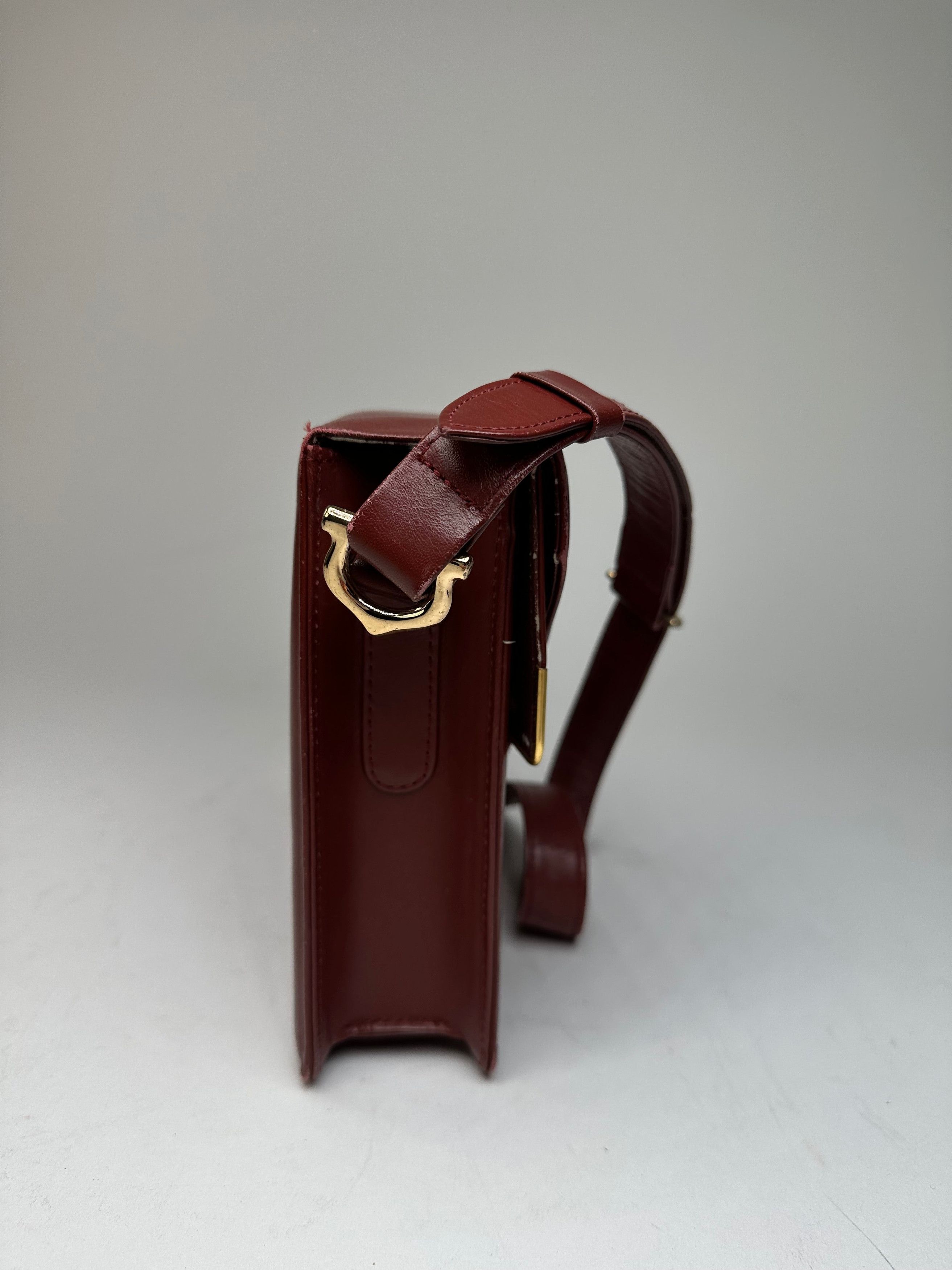 Cartier Vintage Leather Shoulder Bag Burgundy Size ONE SIZE - 10 Thumbnail