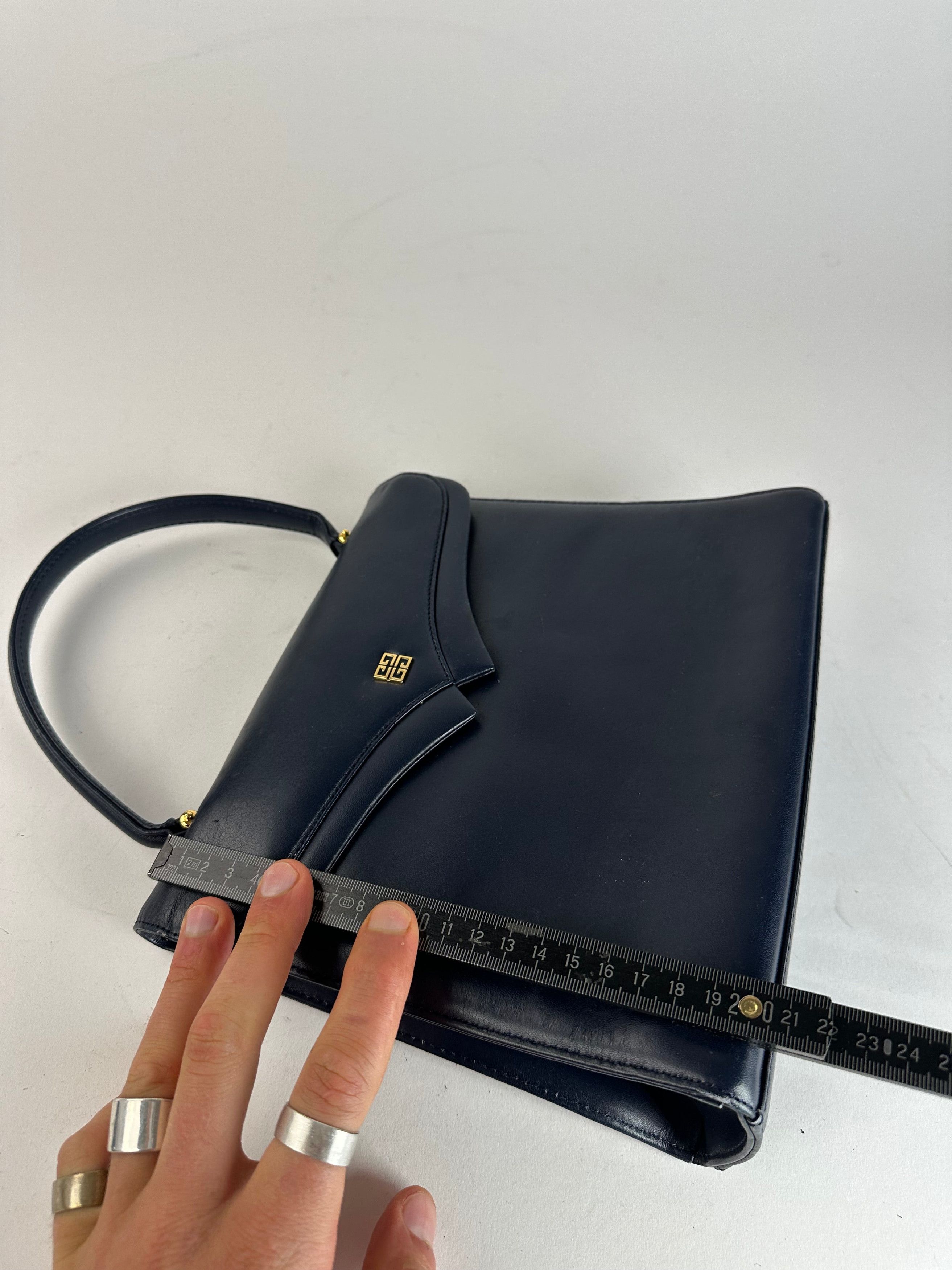 Givenchy Vintage Leather Handbag Navy Size ONE SIZE - 8 Thumbnail