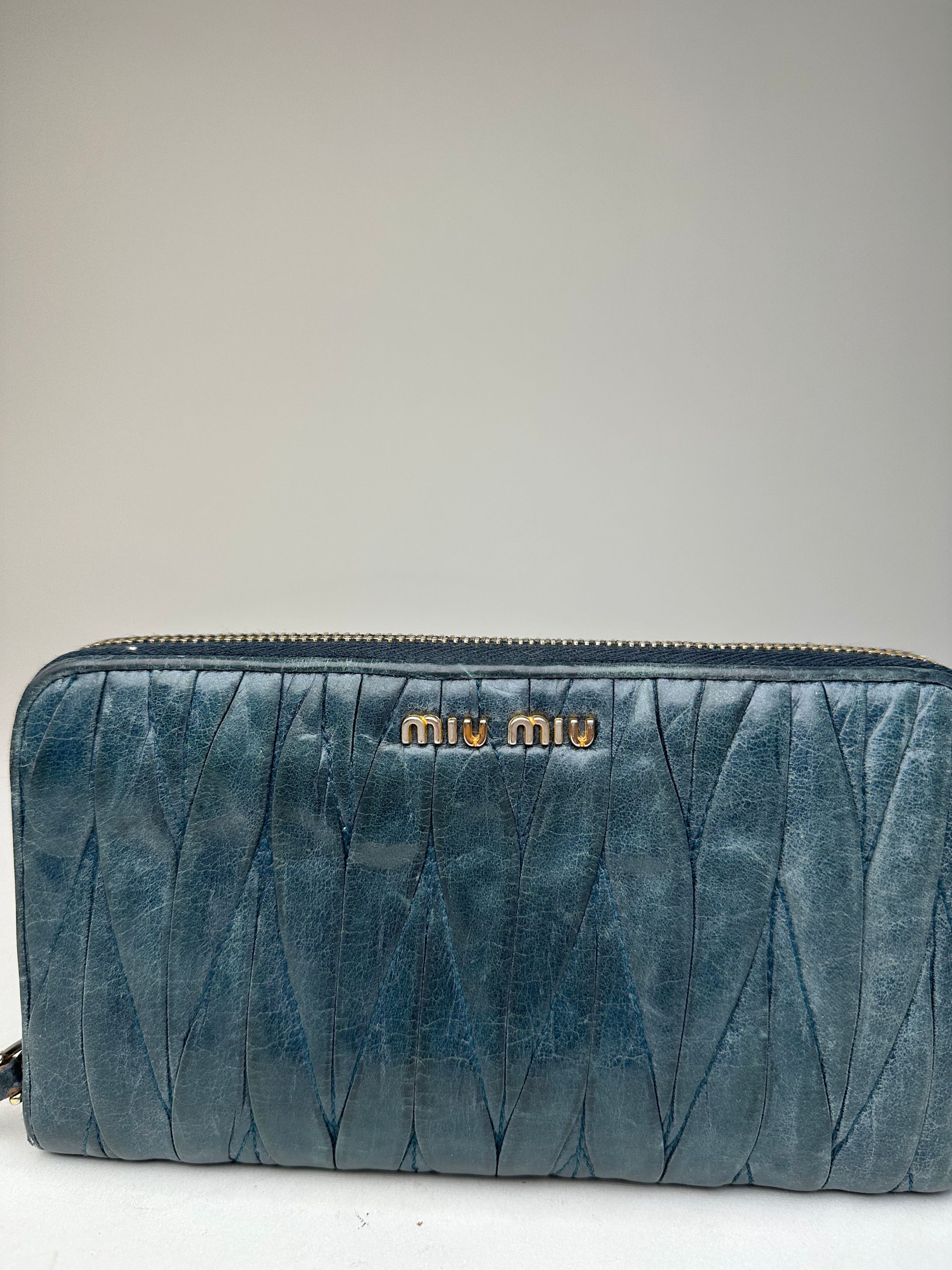 Miu Miu Vintage Leather Zippy Wallet Blue Size ONE SIZE - 6 Thumbnail