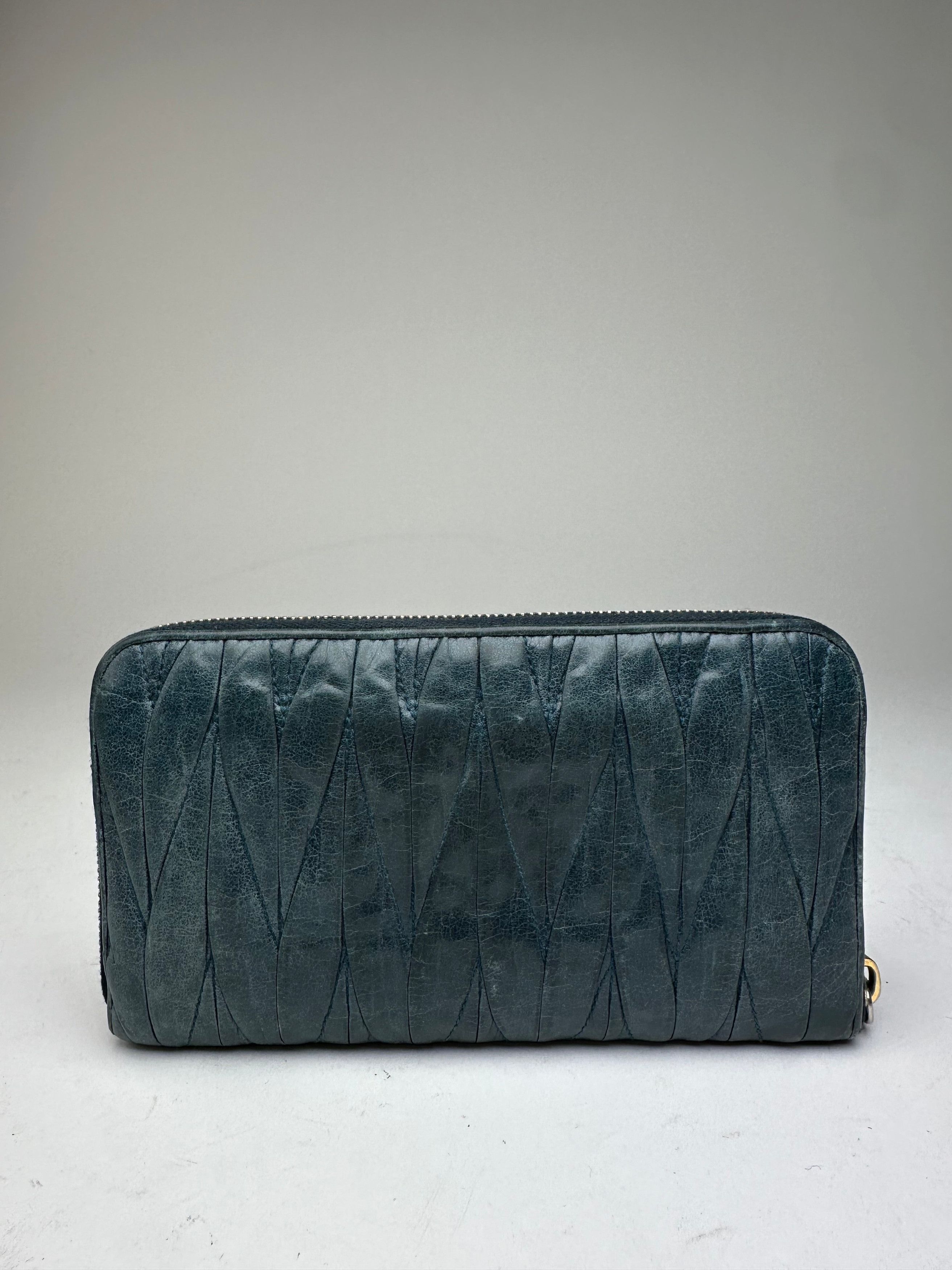 Miu Miu Vintage Leather Zippy Wallet Blue Size ONE SIZE - 2 Thumbnail