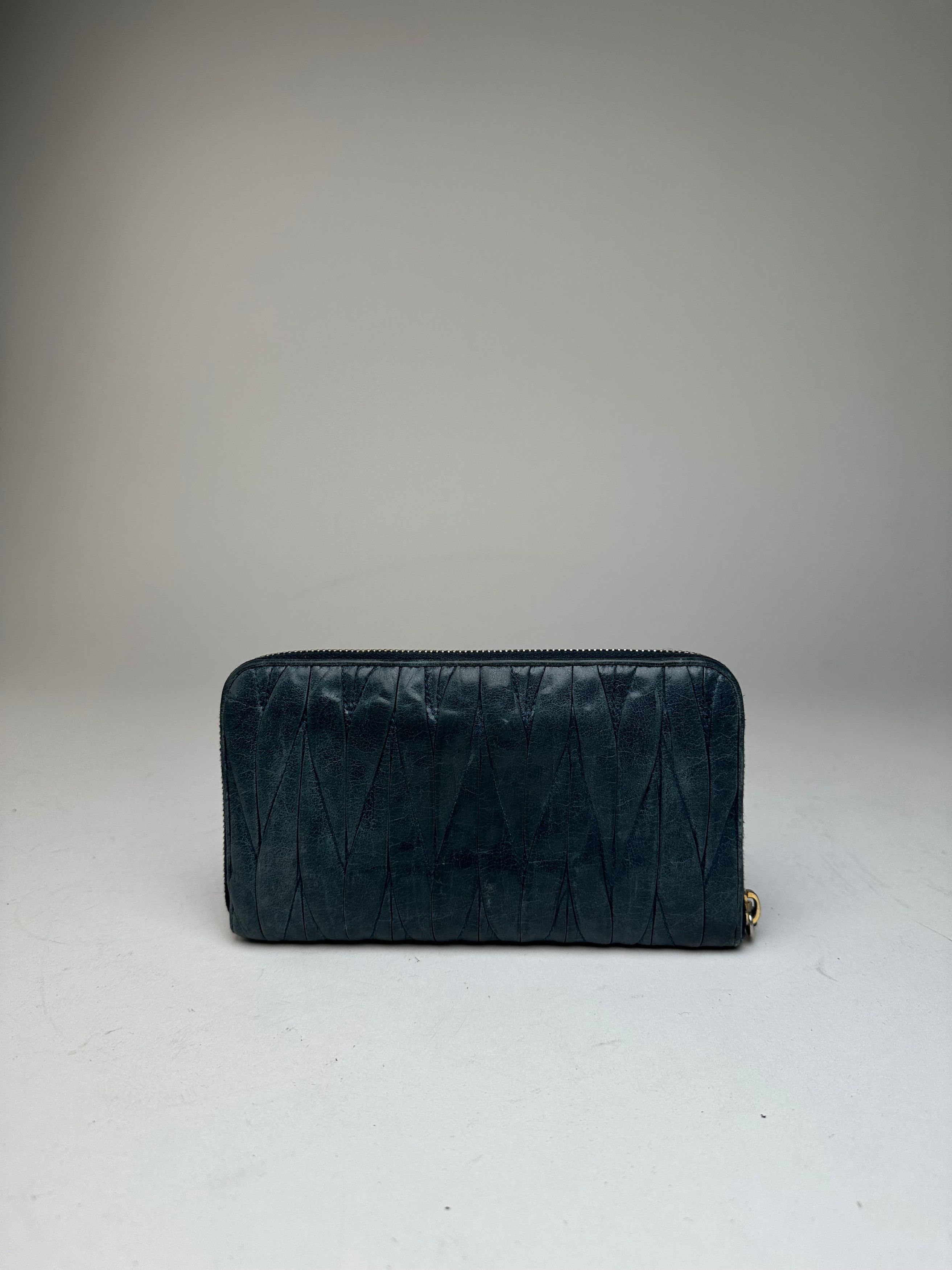 Miu Miu Vintage Leather Zippy Wallet Blue Size ONE SIZE - 10 Thumbnail