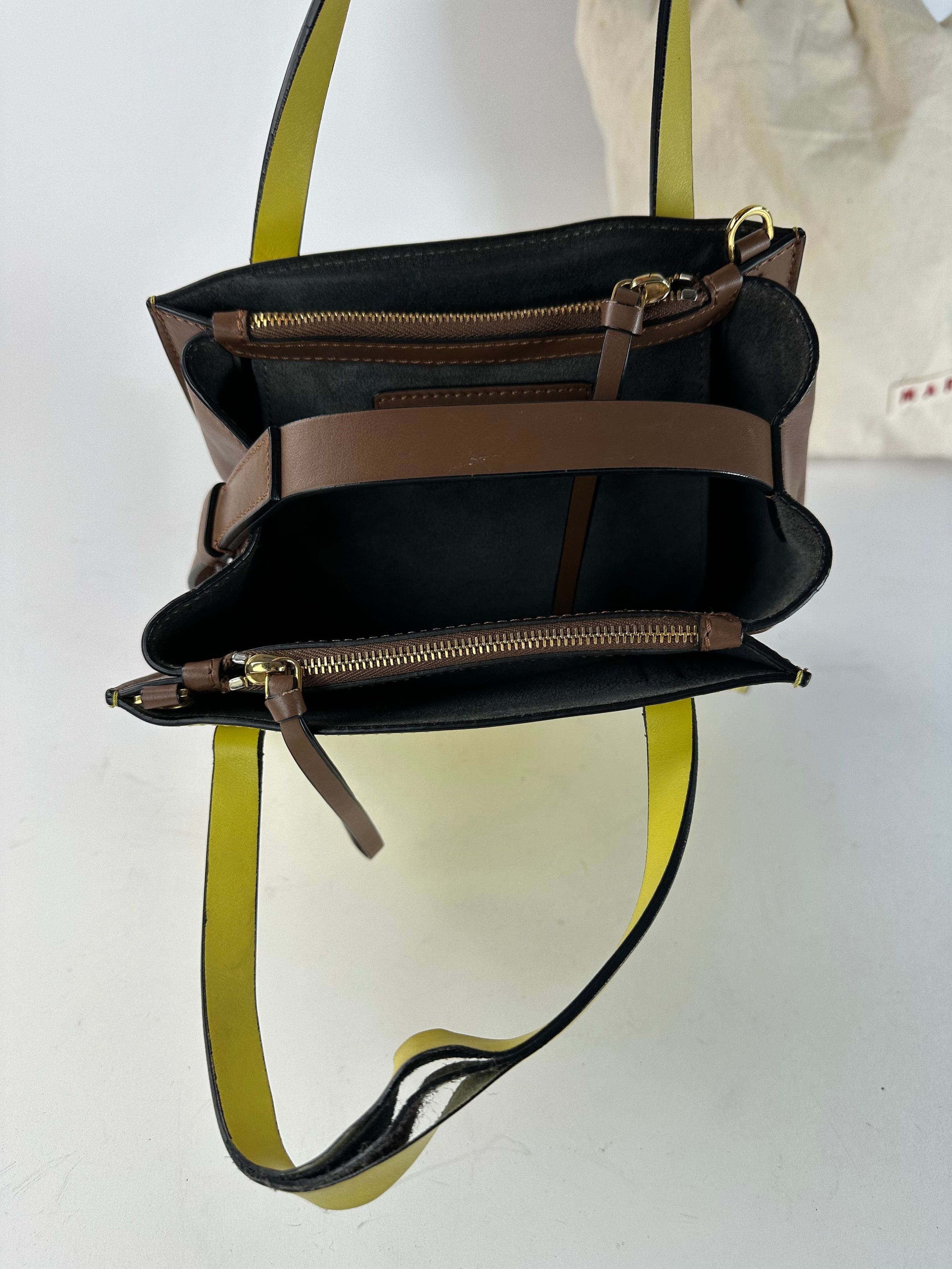 Marni Vintage Leather Handbag Yellow Size ONE SIZE - 6 Thumbnail