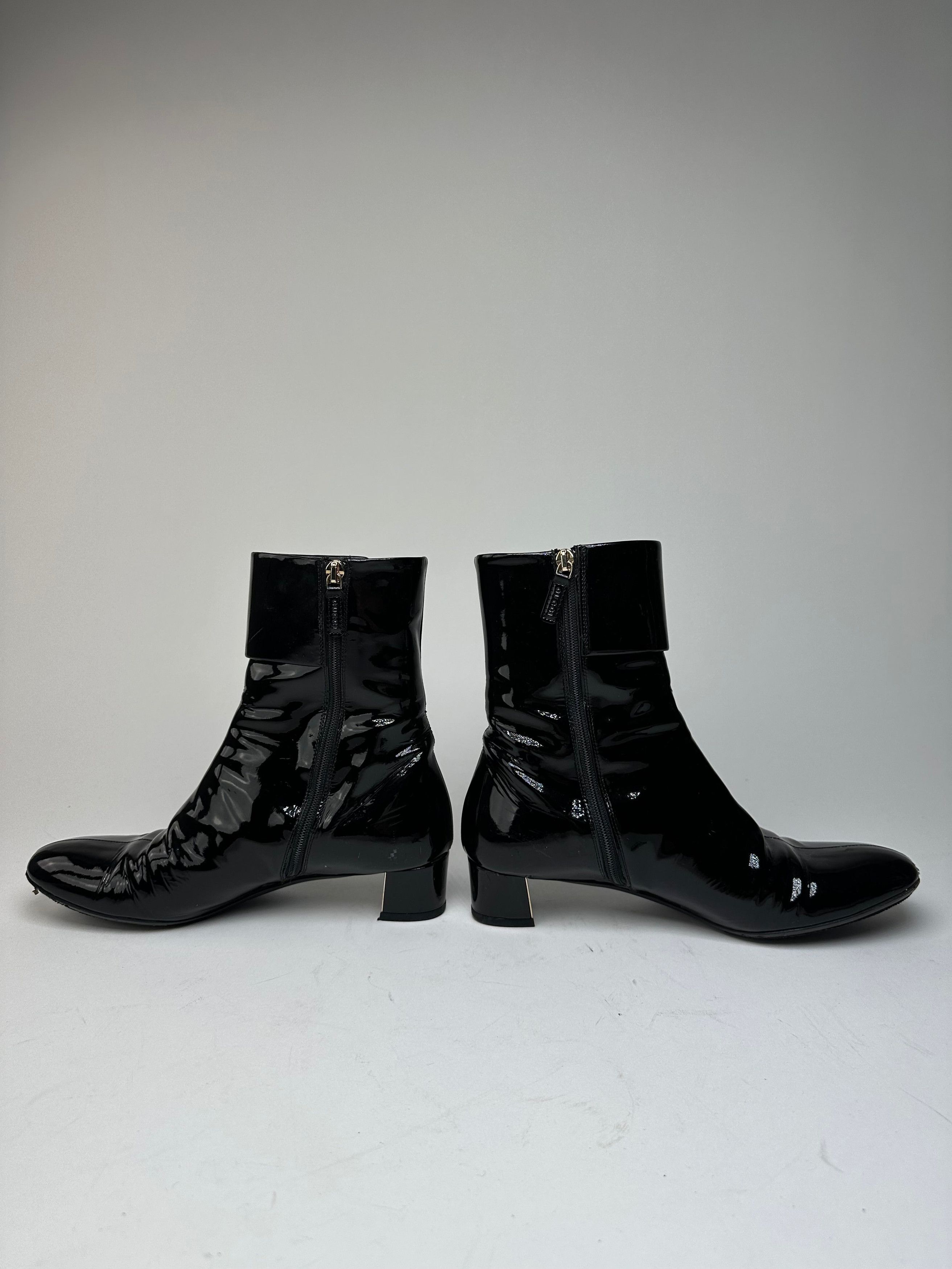 Gucci Vintage Patent Leather Heeled Boots Black EU36,5 Size US 5.5 / IT 35.5 - 4 Thumbnail