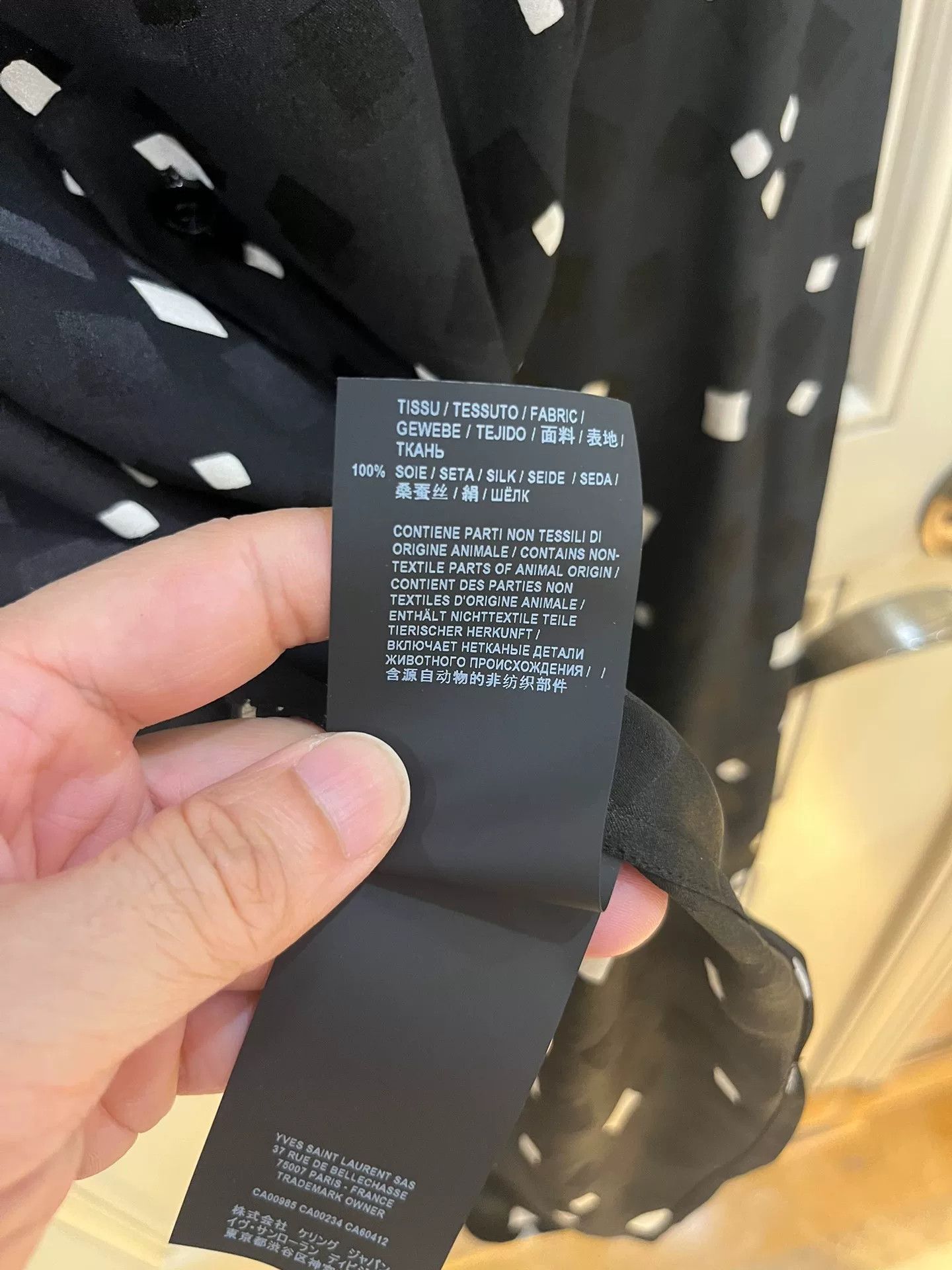 Saint Laurent Paris Saint Laurent Black Silk Square Pattern Shirt Size US M / EU 48-50 / 2 - 7 Thumbnail