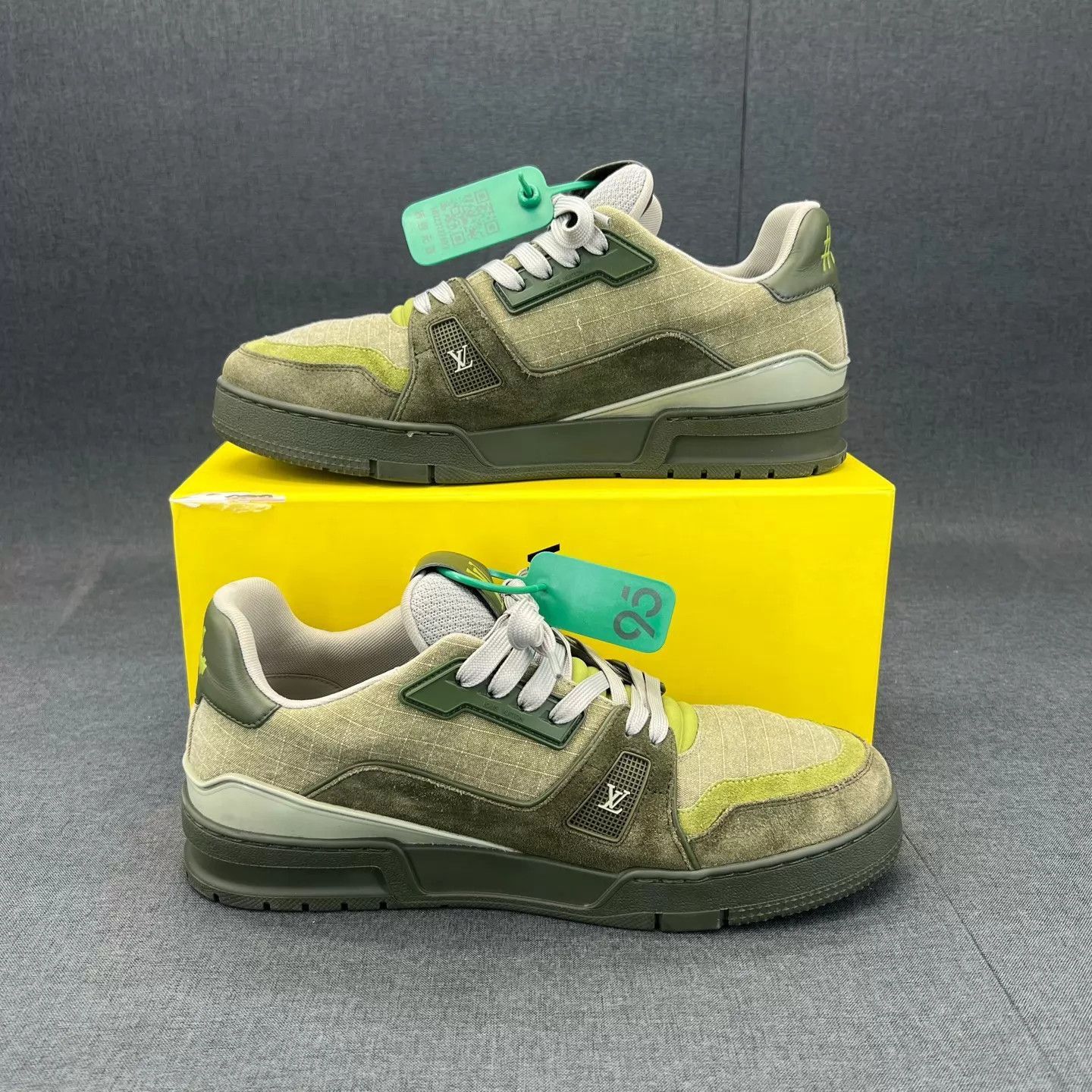 Louis Vuitton Green Low-Top Sneakers Size 8.5 Size US 8.5 / EU 41-42 - 3 Thumbnail