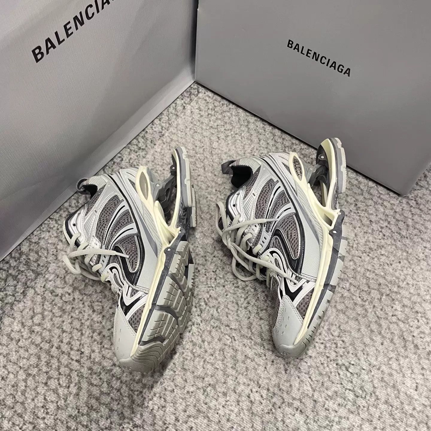 Balenciaga Gray Lowtop Sneakers Size 7 Size US 7 / EU 40 - 4 Thumbnail