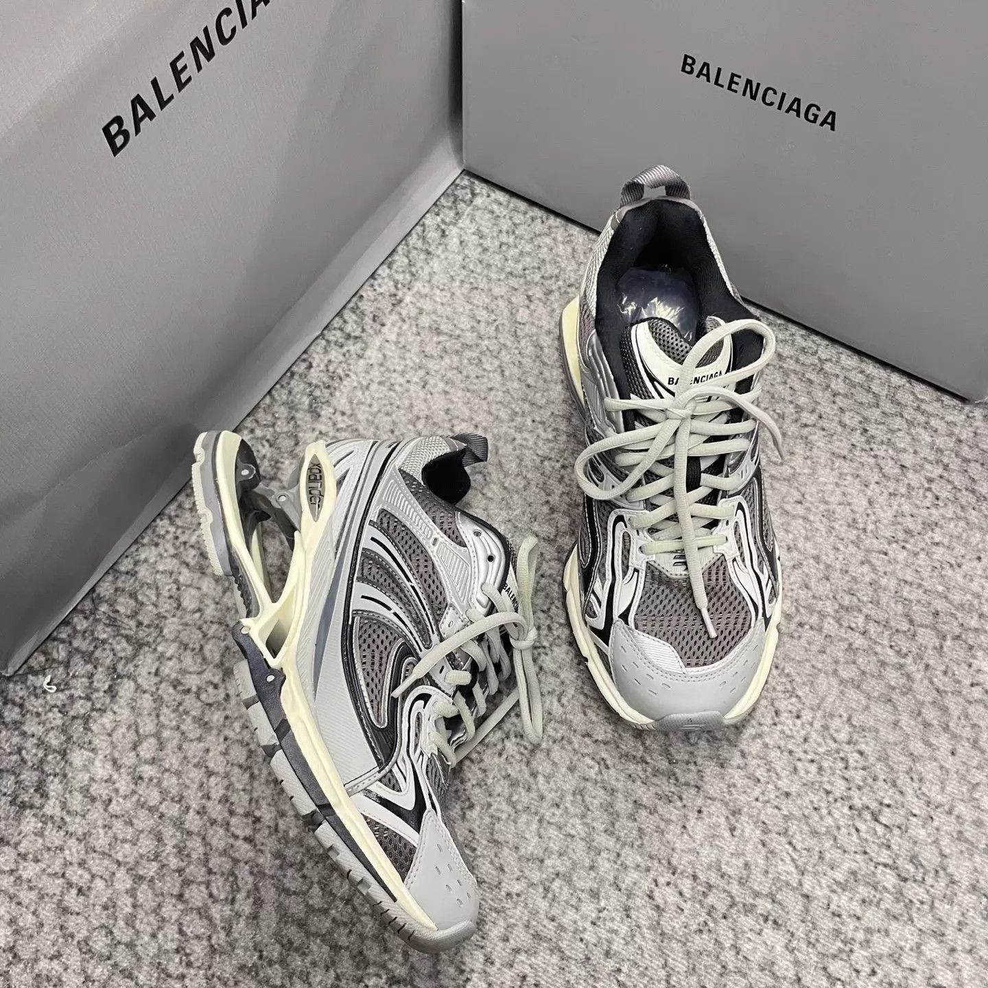 Balenciaga Gray Lowtop Sneakers Size 7 Size US 7 / EU 40 - 3 Thumbnail
