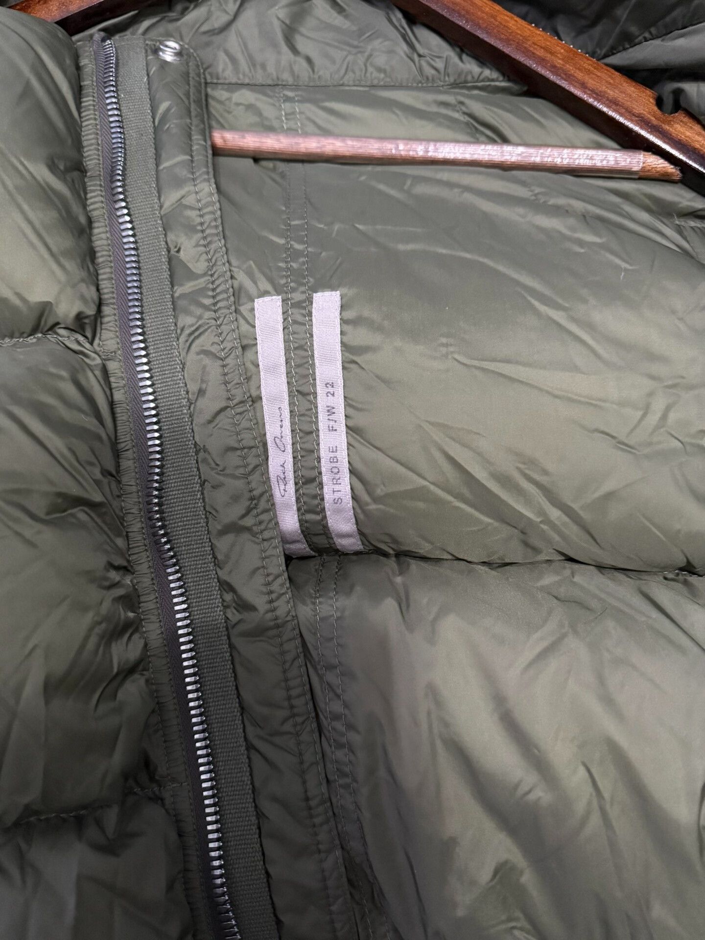 Rick Owens Rick Owens FW22 Green Scarf Down Jacket Size US M / EU 48-50 / 2 - 4 Thumbnail