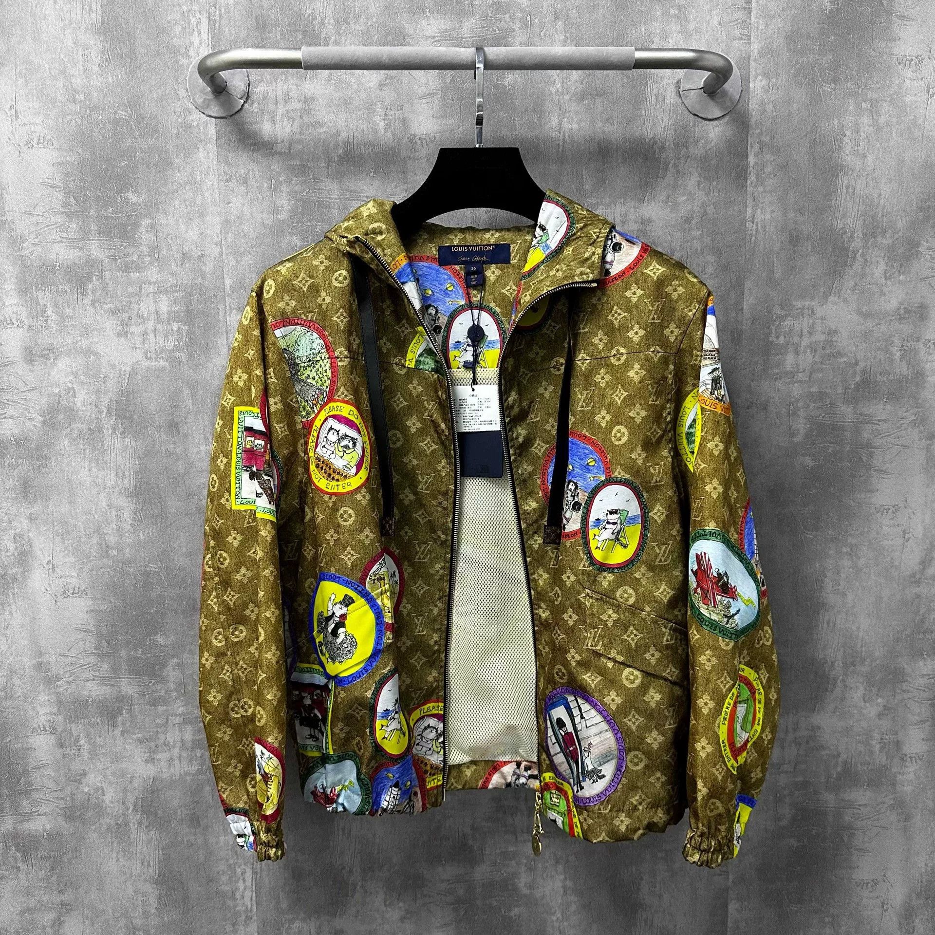 Louis Vuitton Louis Vuitton Catogram Collaboration Jacket Size XS / US 0-2 / IT 36-38 - 3 Thumbnail