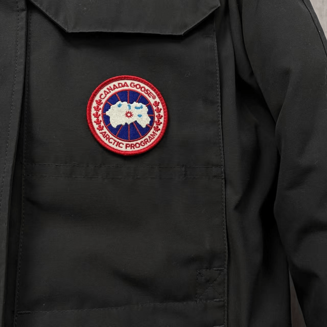 Canada Goose Canada Goose Expedition Parka Size US L / EU 52-54 / 3 - 2 Thumbnail