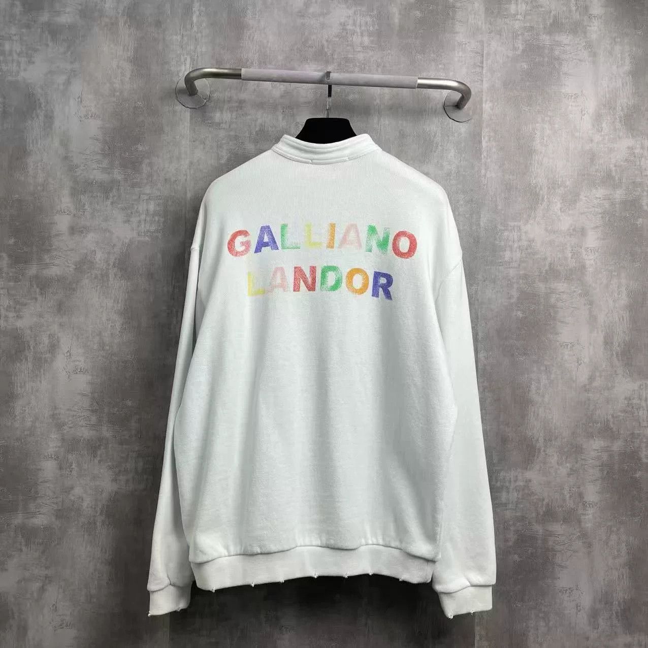 John Galliano Galliano Landor Faded Rainbow Logo Sweatshirt Size US L / EU 52-54 / 3 - 3 Thumbnail