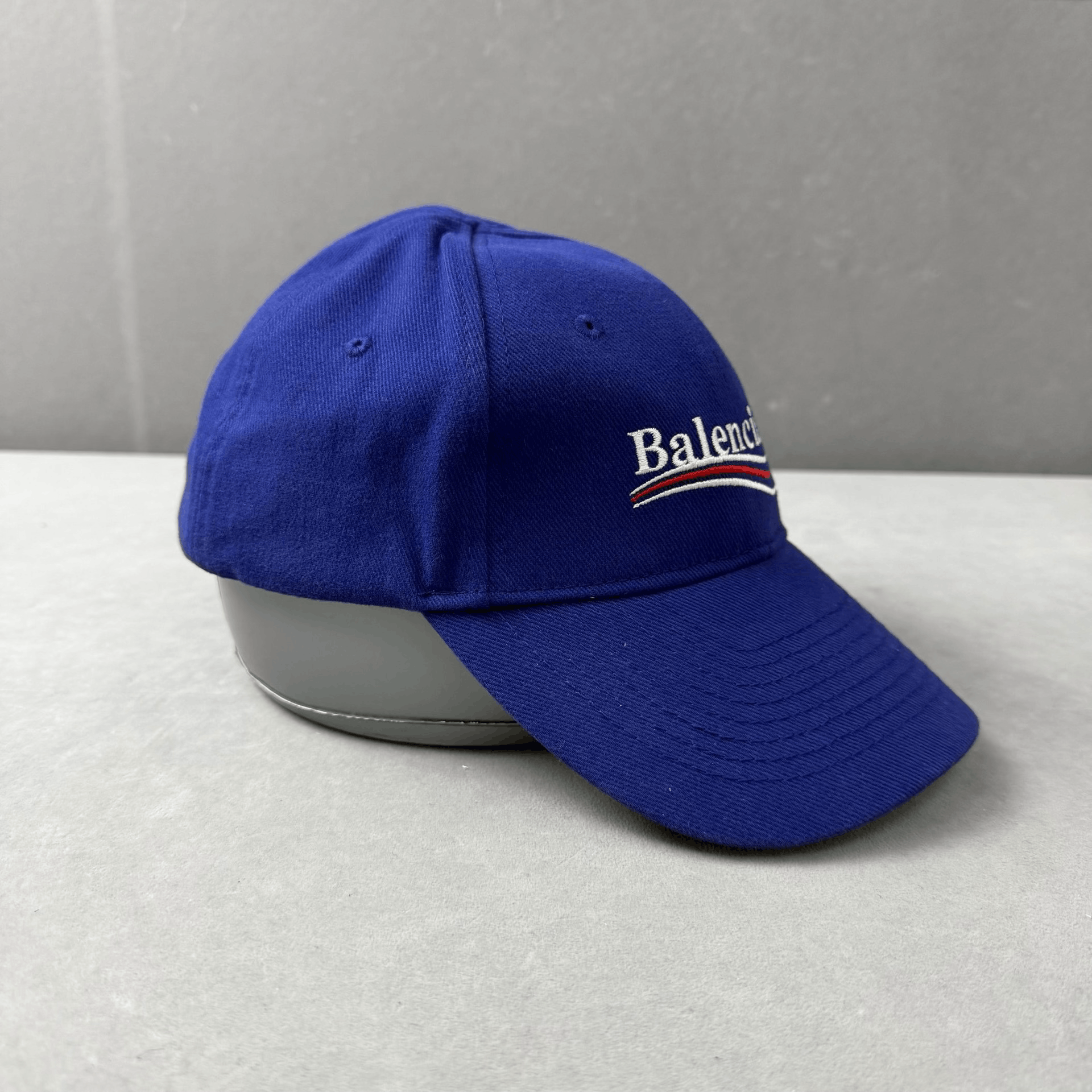 Balenciaga Balenciaga Embroidered Cola Wave Cap Size ONE SIZE - 3 Thumbnail