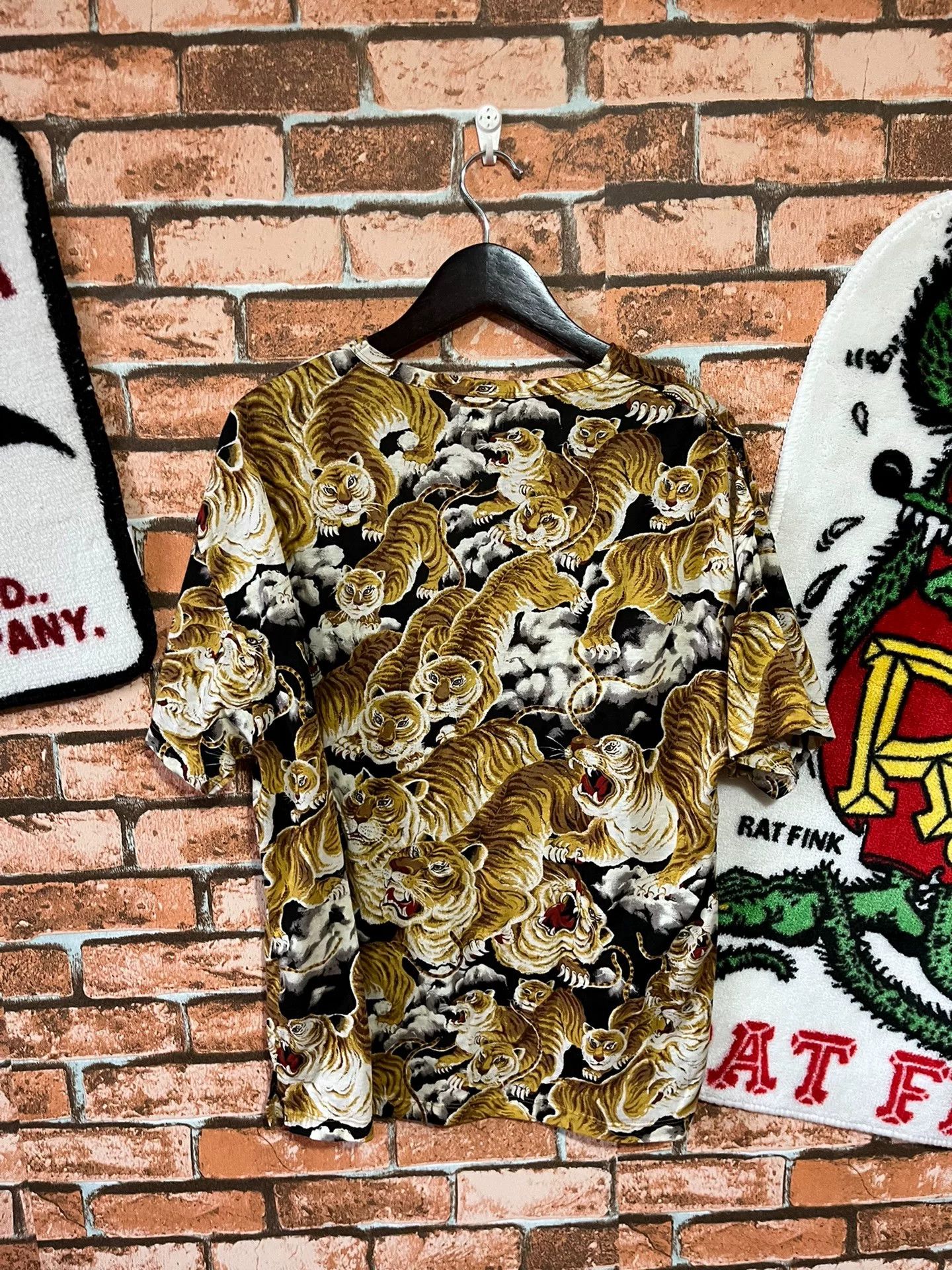 BLACK SIGN Hundred Tigers Silk Cotton T-shirt Size US M / EU 48-50 / 2 - 3 Thumbnail