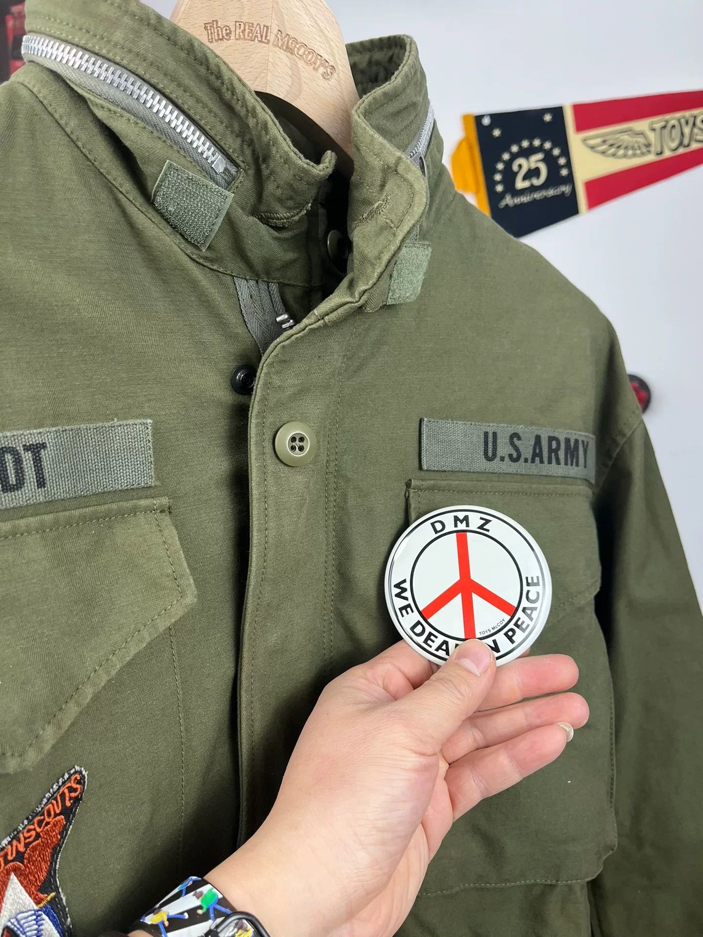 The Real McCoy's Toys McCoy M65 Jacket with Lennon Patch Size US L / EU 52-54 / 3 - 3 Thumbnail