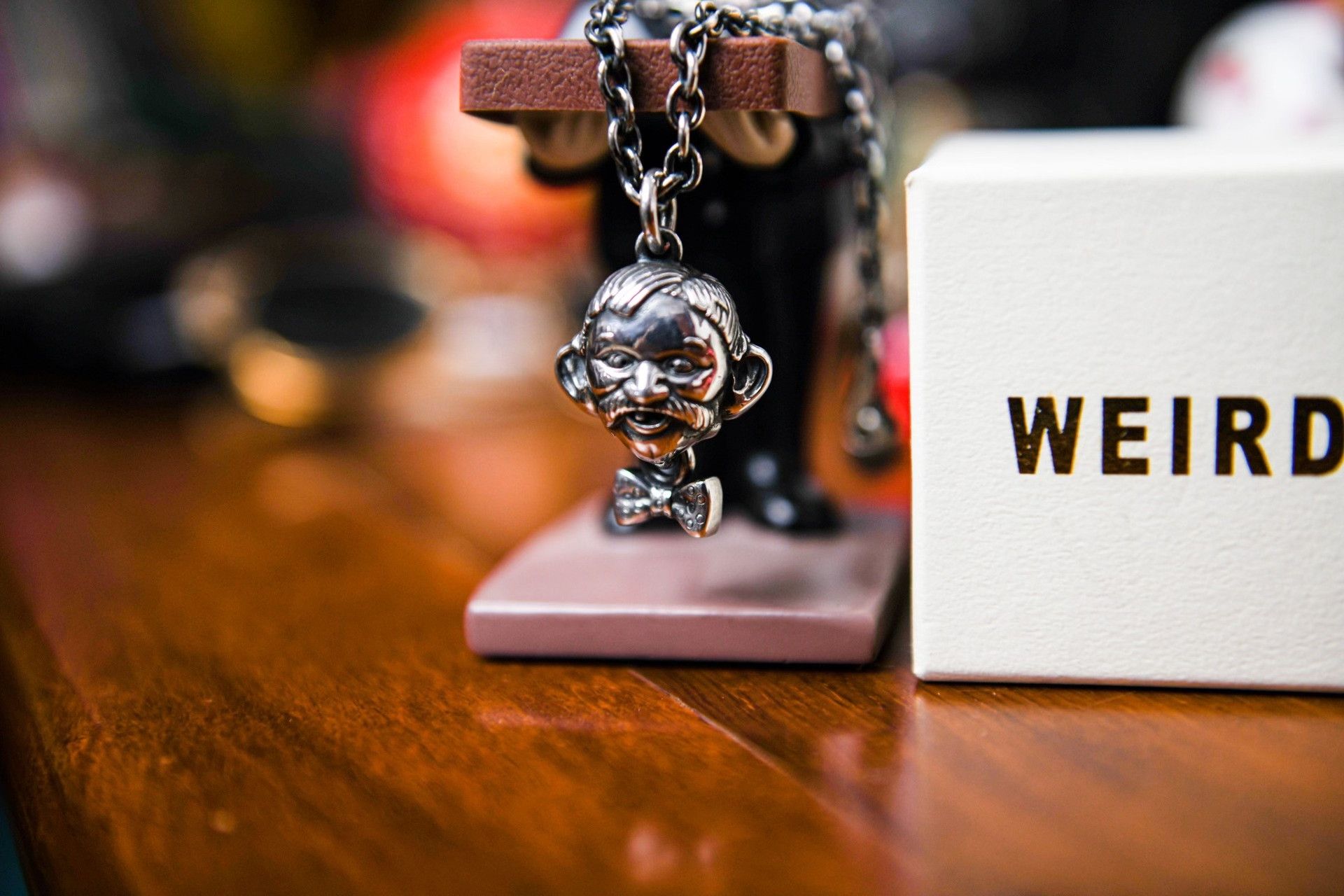 Absurd Weirdo Classic Four-eyed Drunkard Pendant Size ONE SIZE - 2 Thumbnail