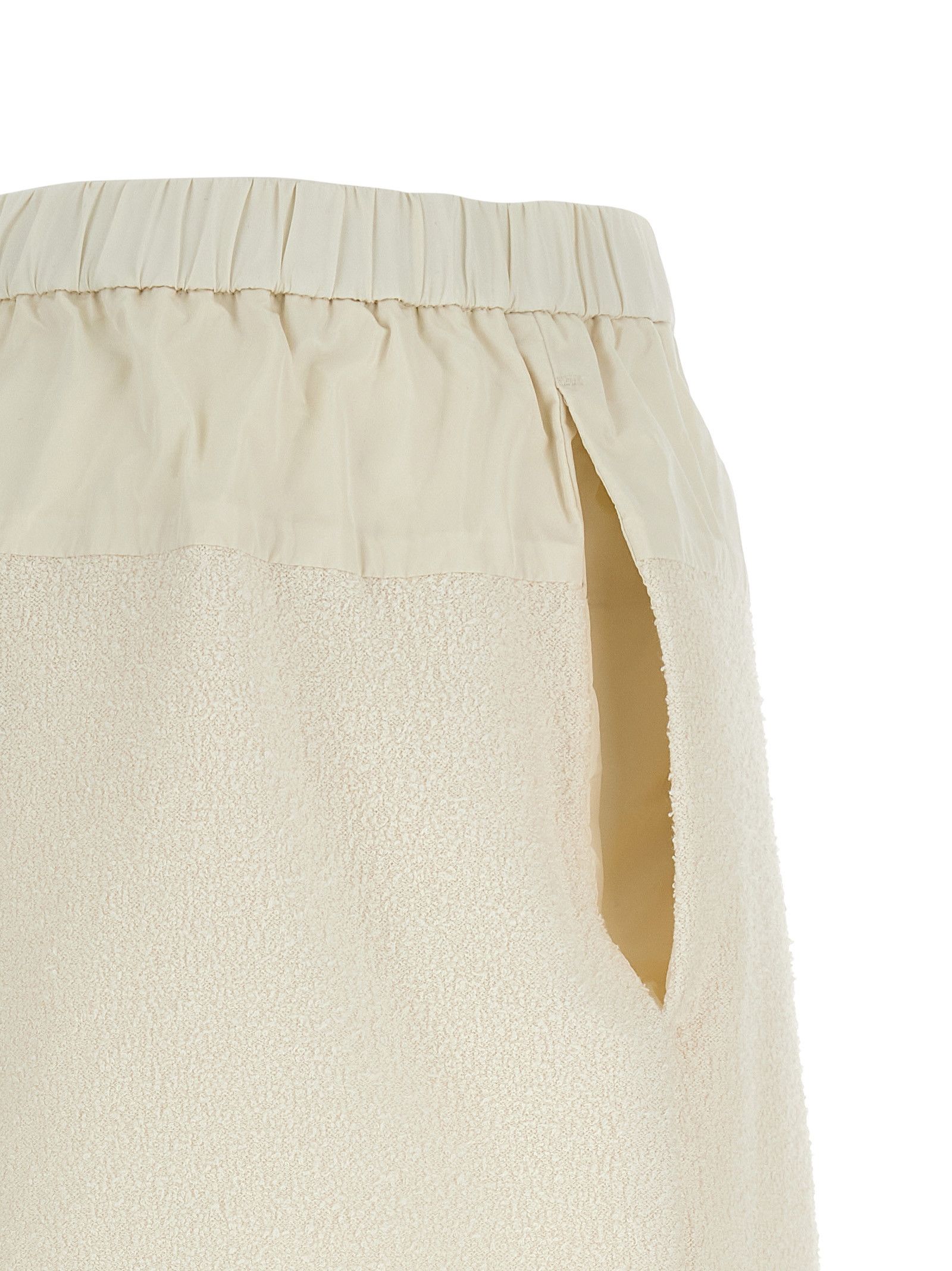Moncler Bouclé Shorts Size 30" / US 8 / IT 44 - 4 Thumbnail