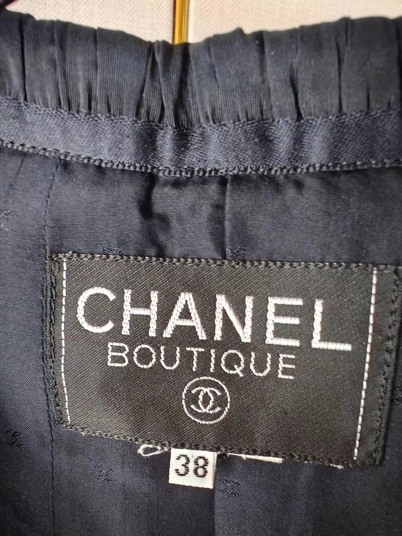 Chanel Chanel Vintage Women's Suit Size M / US 6-8 / IT 42-44 - 8 Thumbnail