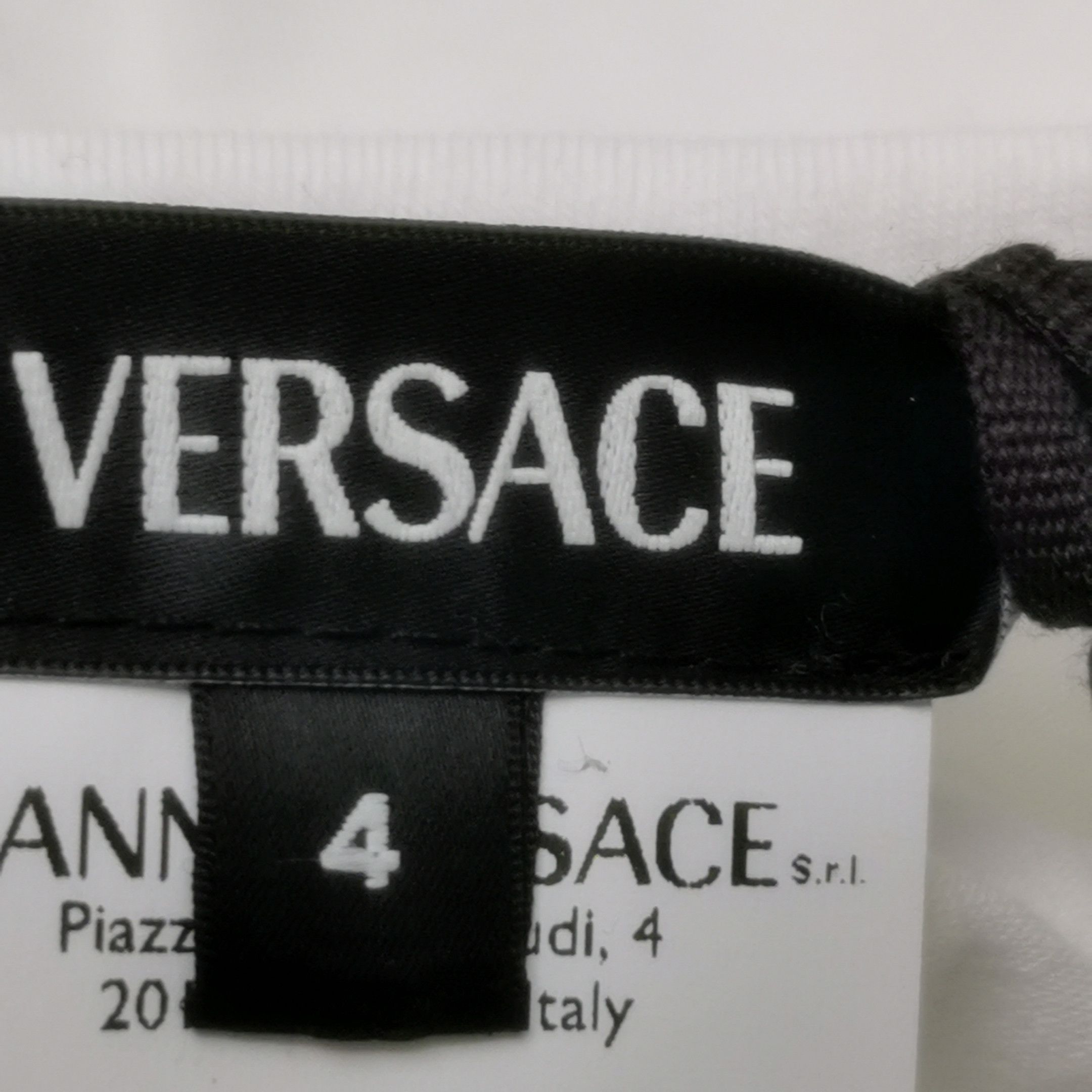 Versace Versace Cotton Solid Logo Crewneck T-Shirt M Size US XL / EU 56 / 4 - 9 Thumbnail