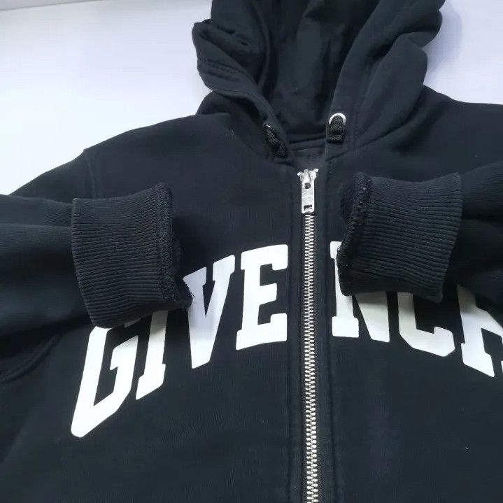 Givenchy Givenchy Kids Black Hooded Zip Jacket with Logo Size US M / EU 48-50 / 2 - 11 Thumbnail