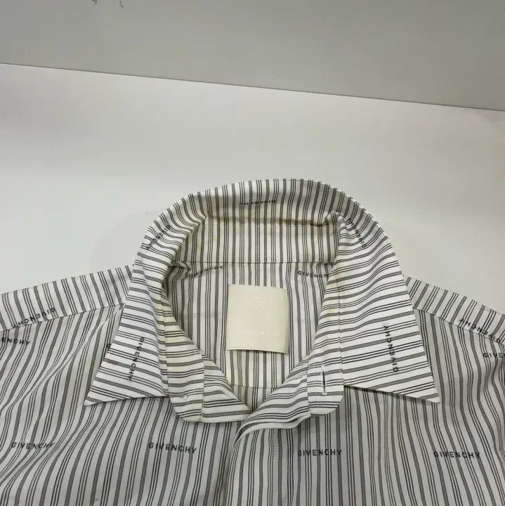 Givenchy Givenchy SS23 All-Over Letter Print Long-Sleeve Shirt Size US XXS / EU 40 - 8 Thumbnail
