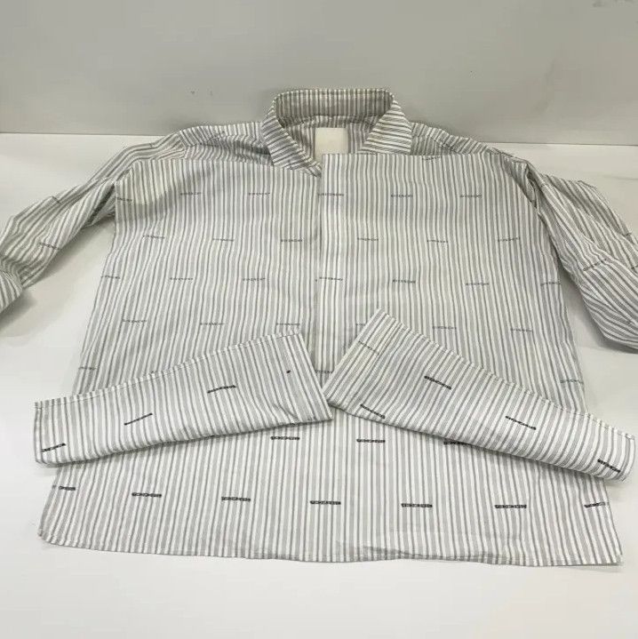 Givenchy Givenchy SS23 All-Over Letter Print Long-Sleeve Shirt Size US XXS / EU 40 - 11 Thumbnail
