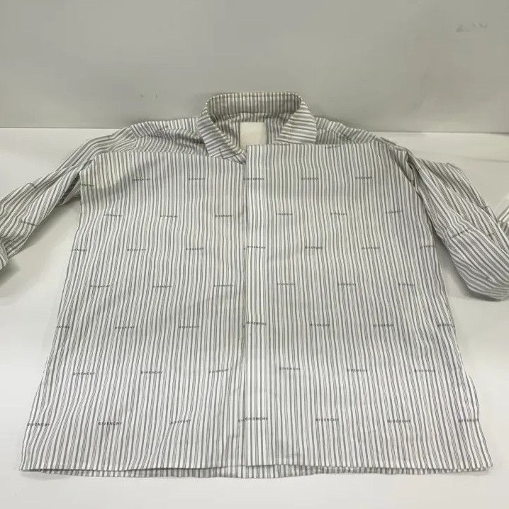 Givenchy Givenchy SS23 All-Over Letter Print Long-Sleeve Shirt Size US XXS / EU 40 - 10 Thumbnail