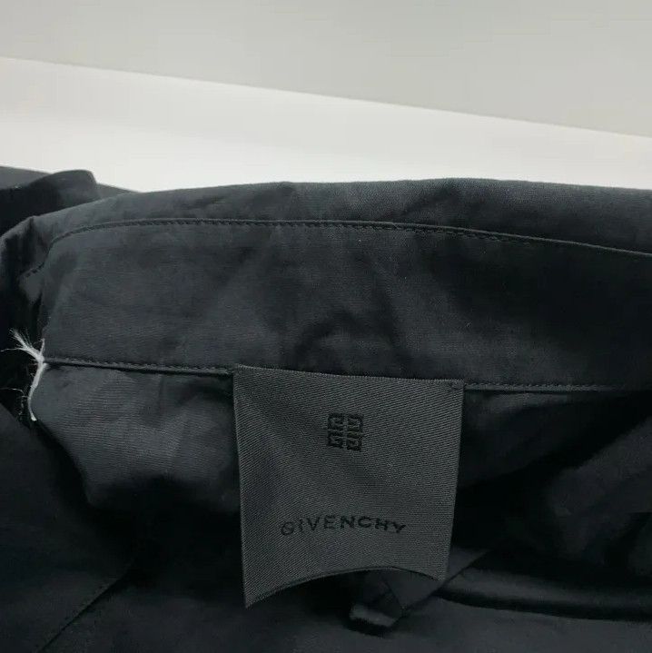 Givenchy Givenchy SS23 Men's Solid Lapel Sleeveless Shirt Size US XXS / EU 40 - 4 Thumbnail