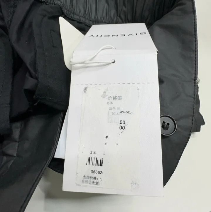Givenchy Givenchy SS22 Solid Belt Detail Straight Casual Pants Size US 32 / EU 48 - 7 Thumbnail