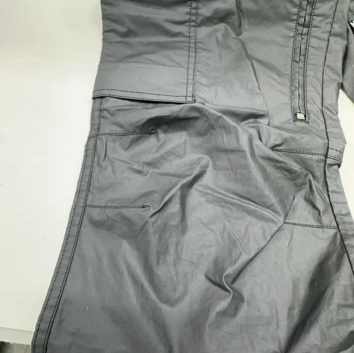 Givenchy Givenchy SS22 Solid Belt Detail Straight Casual Pants Size US 32 / EU 48 - 10 Thumbnail