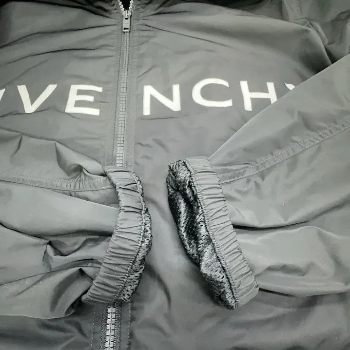 Givenchy Givenchy Men's Letter Print Zip Long Sleeve Jacket Size US S / EU 44-46 / 1 - 9 Thumbnail
