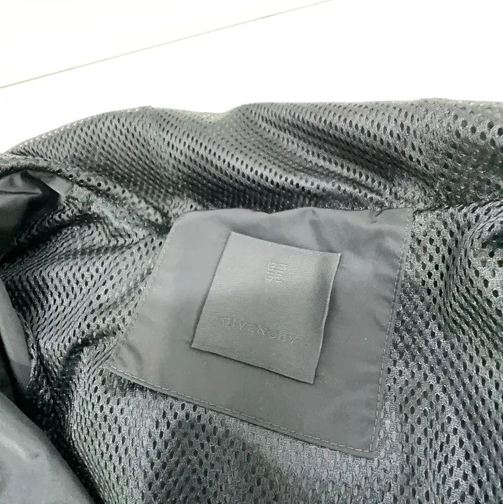 Givenchy Givenchy Men's Letter Print Zip Long Sleeve Jacket Size US S / EU 44-46 / 1 - 6 Thumbnail