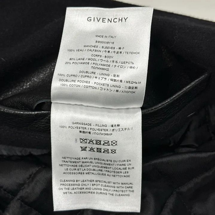 Givenchy Givenchy FW22 Logo Print Hooded Bomber Jacket Size US M / EU 48-50 / 2 - 5 Thumbnail