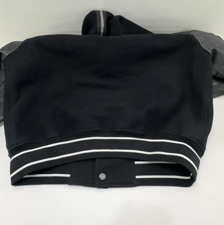 Givenchy Givenchy FW22 Logo Print Hooded Bomber Jacket Size US M / EU 48-50 / 2 - 9 Thumbnail