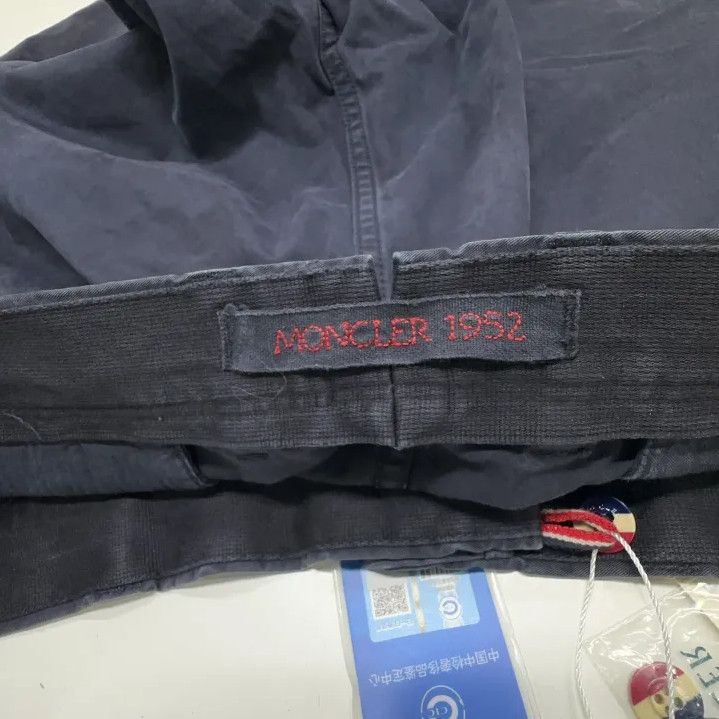 Moncler Moncler Solid Casual Straight-Leg Pants Size US 34 / EU 50 - 4 Thumbnail
