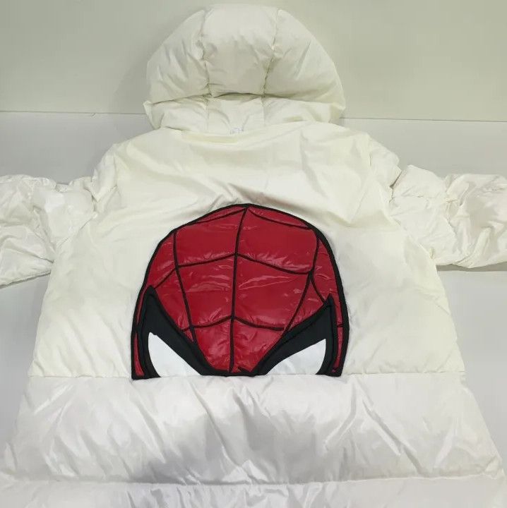 Moncler Moncler Spider-Man Logo Short Down Jacket Kids Size US M / EU 48-50 / 2 - 16 Thumbnail