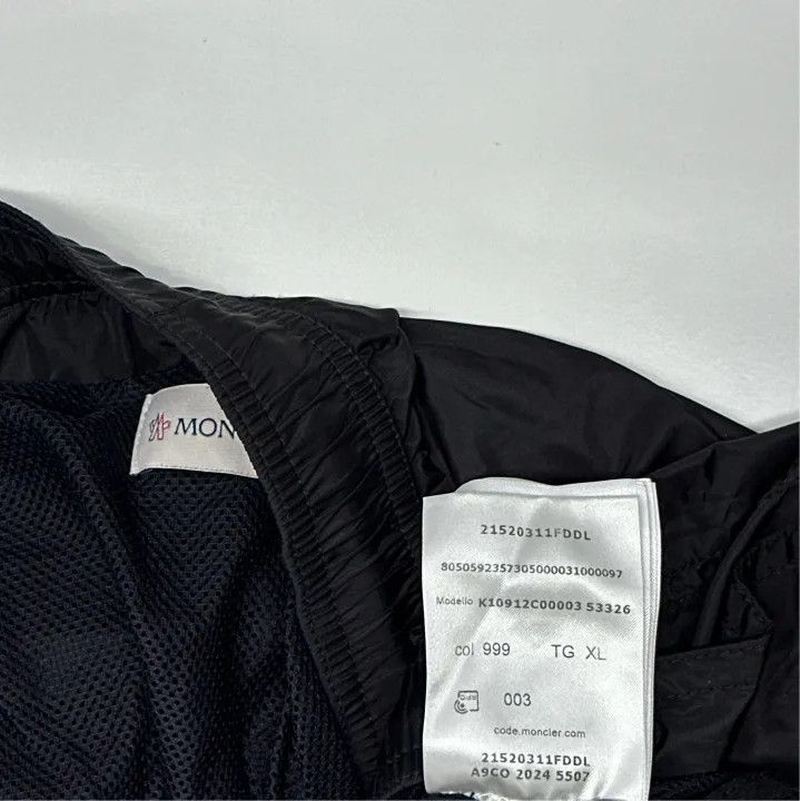 Moncler Moncler Men's Logo Patch Drawstring Mid-Rise Shorts Size US 28 / EU 44 - 3 Thumbnail