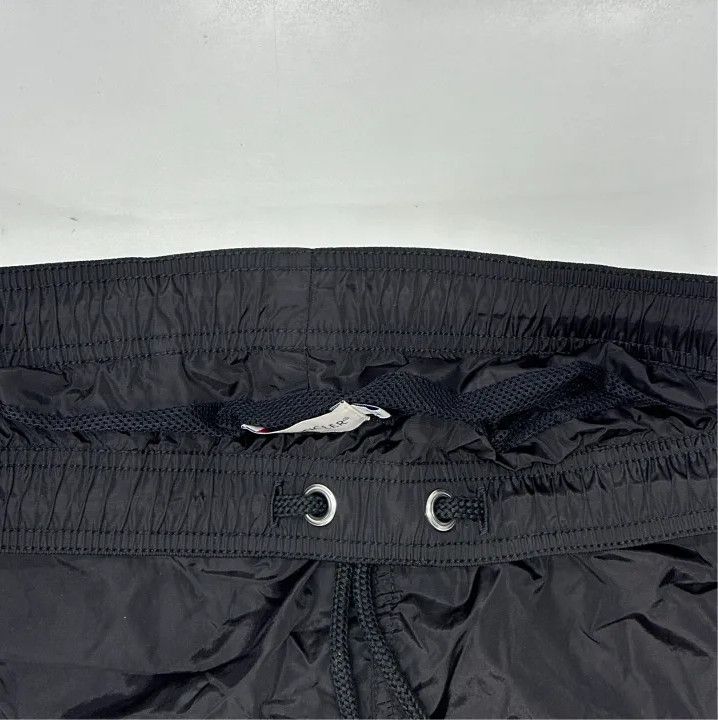 Moncler Moncler Men's Logo Patch Drawstring Mid-Rise Shorts Size US 28 / EU 44 - 4 Thumbnail