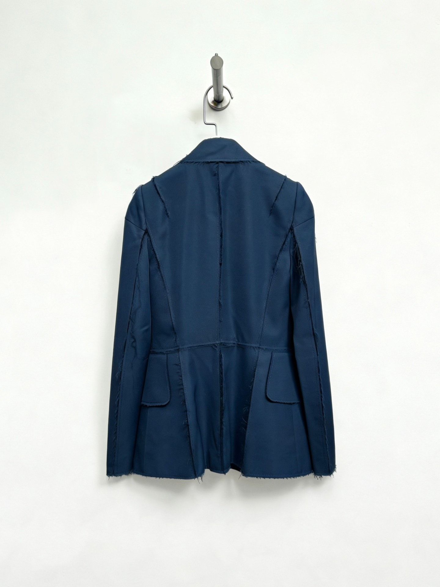 Maison Margiela Maison Margiela Deconstructed Coat Size S / US 4 / IT 40 - 2 Thumbnail